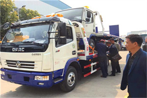 珠海汽车道路救援拖车价格